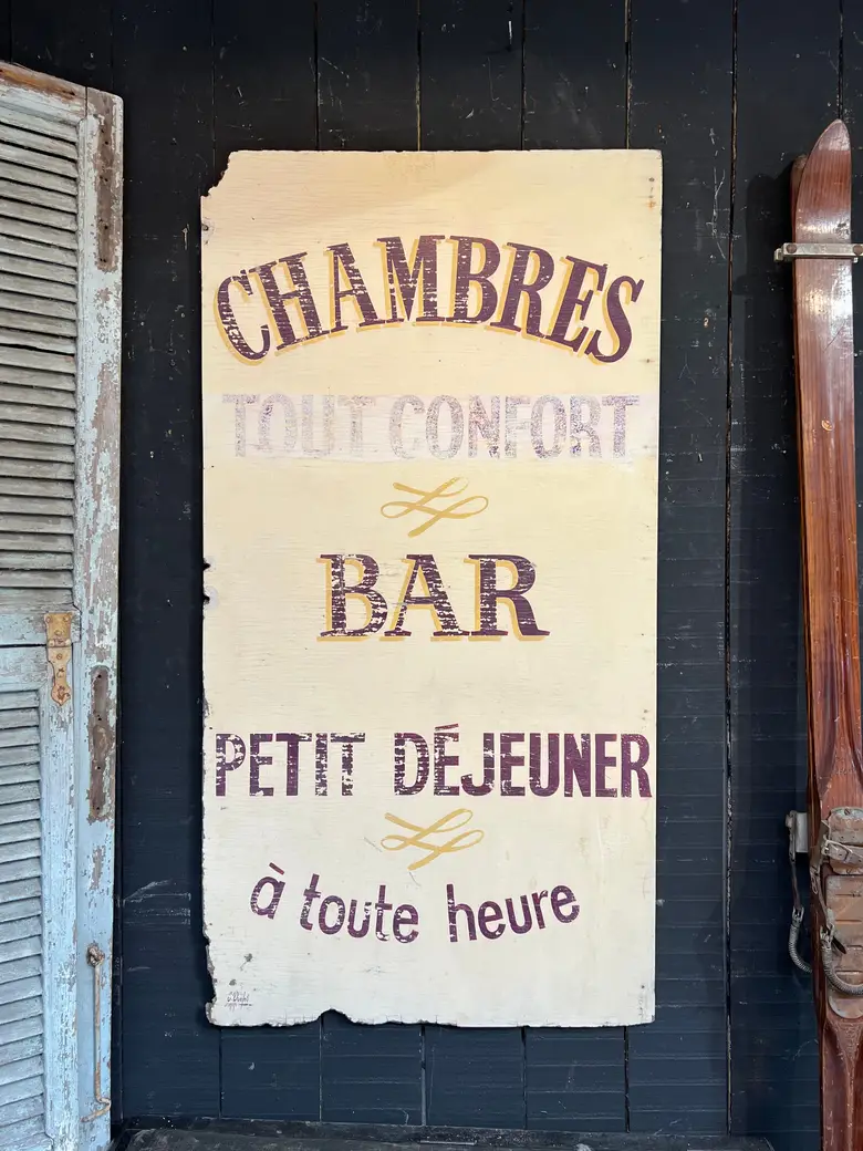 Enseigne d’Hôtel - Restaurant en bois Début XXème