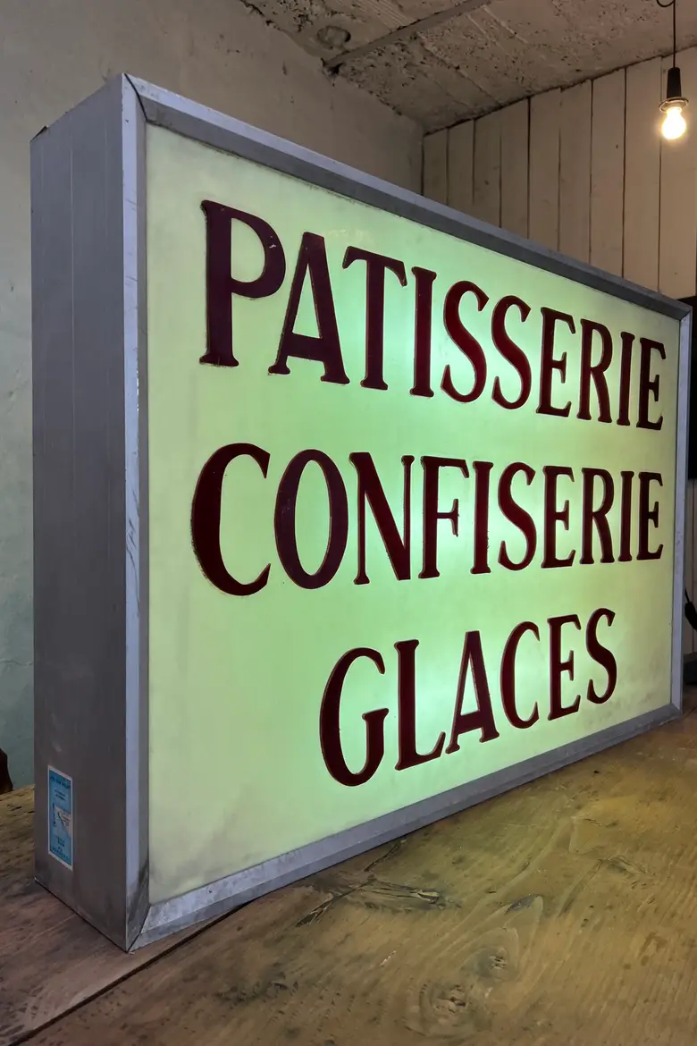 Enseigne lumineuse vintage