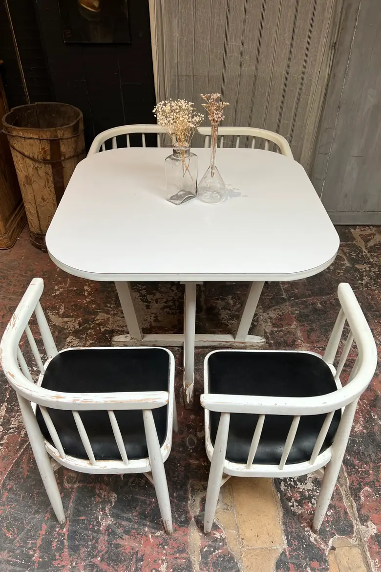 Ensemble table et 4 chaises vintage Thonet 1960