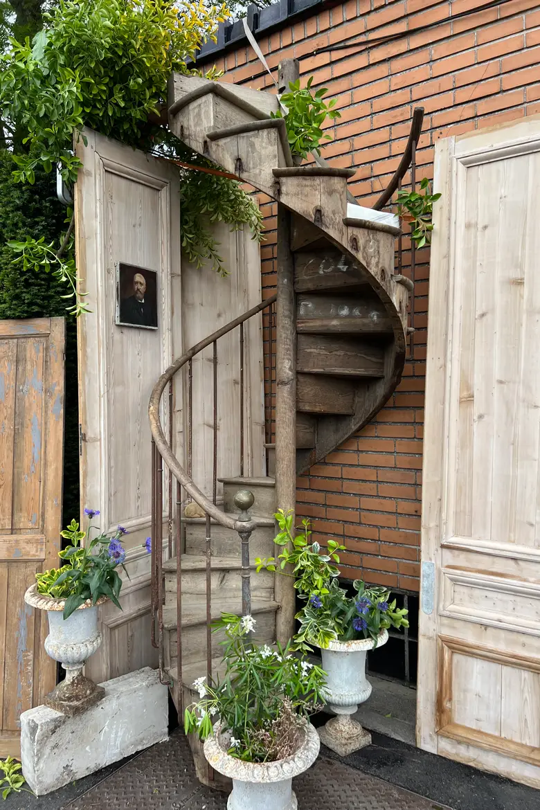 Escalier en colimaçon en chêne – fin XVIIIe siècle