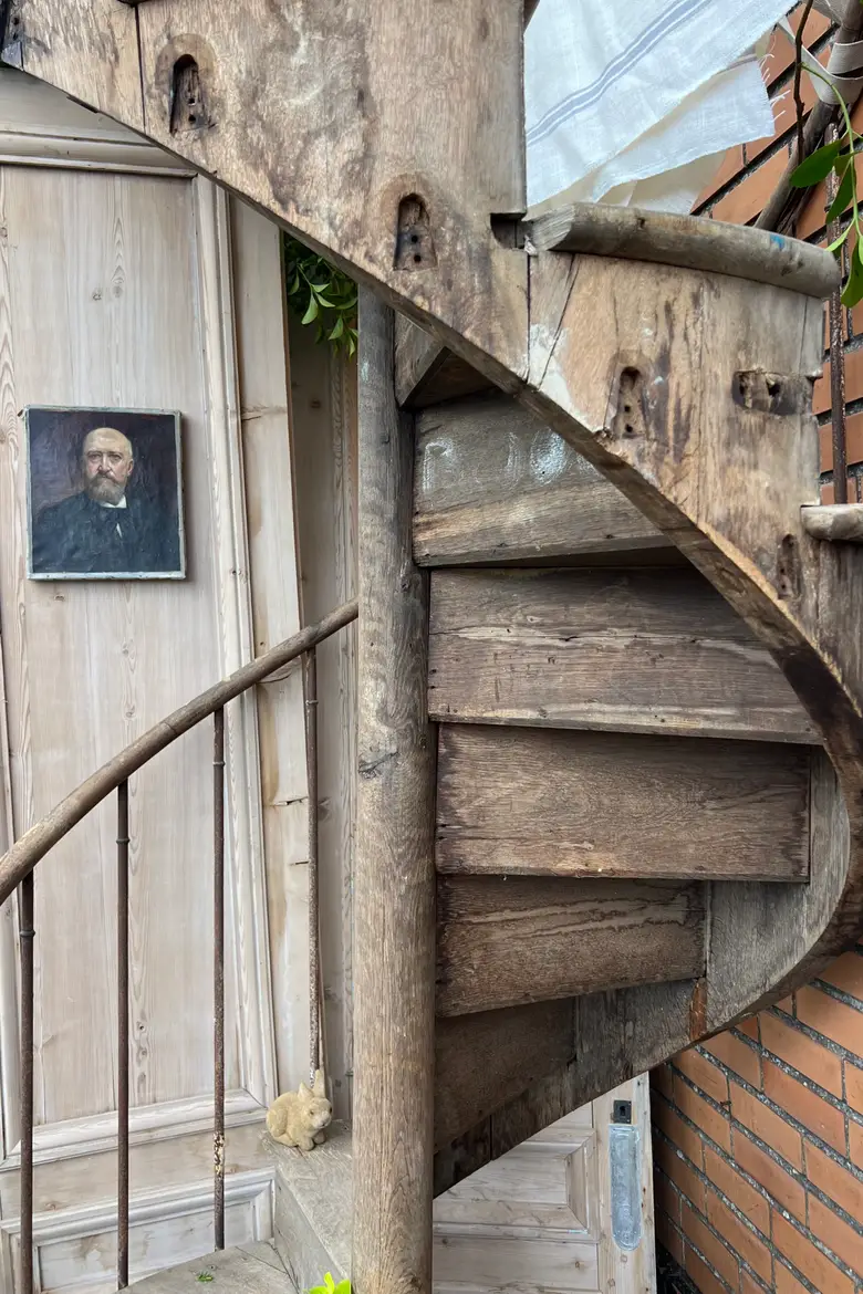 Escalier en colimaçon en chêne – fin XVIIIe siècle