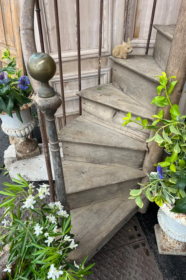 Escalier en colimaçon en chêne – fin XVIIIe siècle