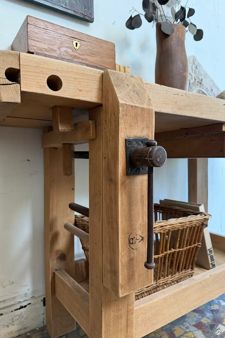 Établi d’atelier en hêtre — Établi d’atelier en hêtre