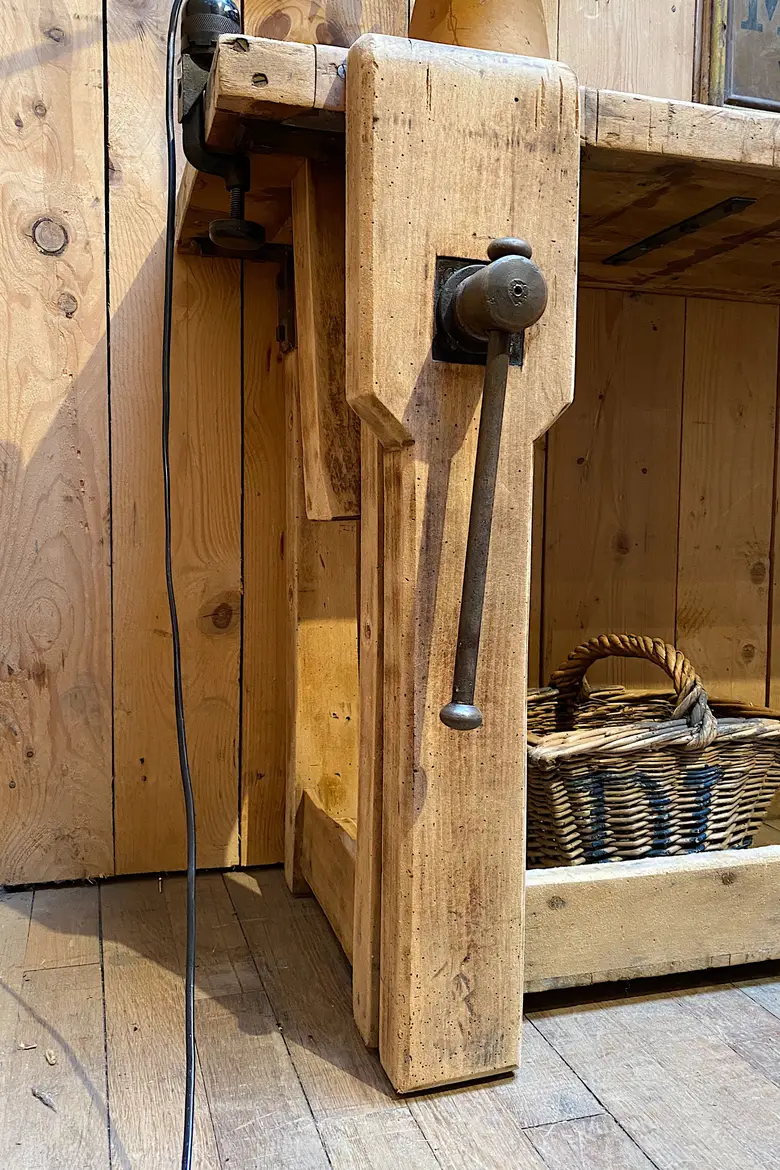 Établi de menuisier en bois brut Début XXème