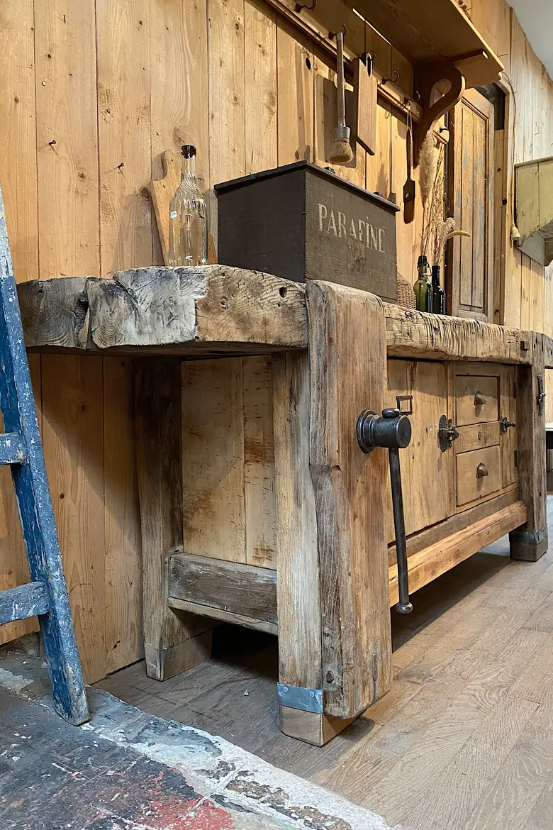 Établi de menuisier en bois brut Début XXème