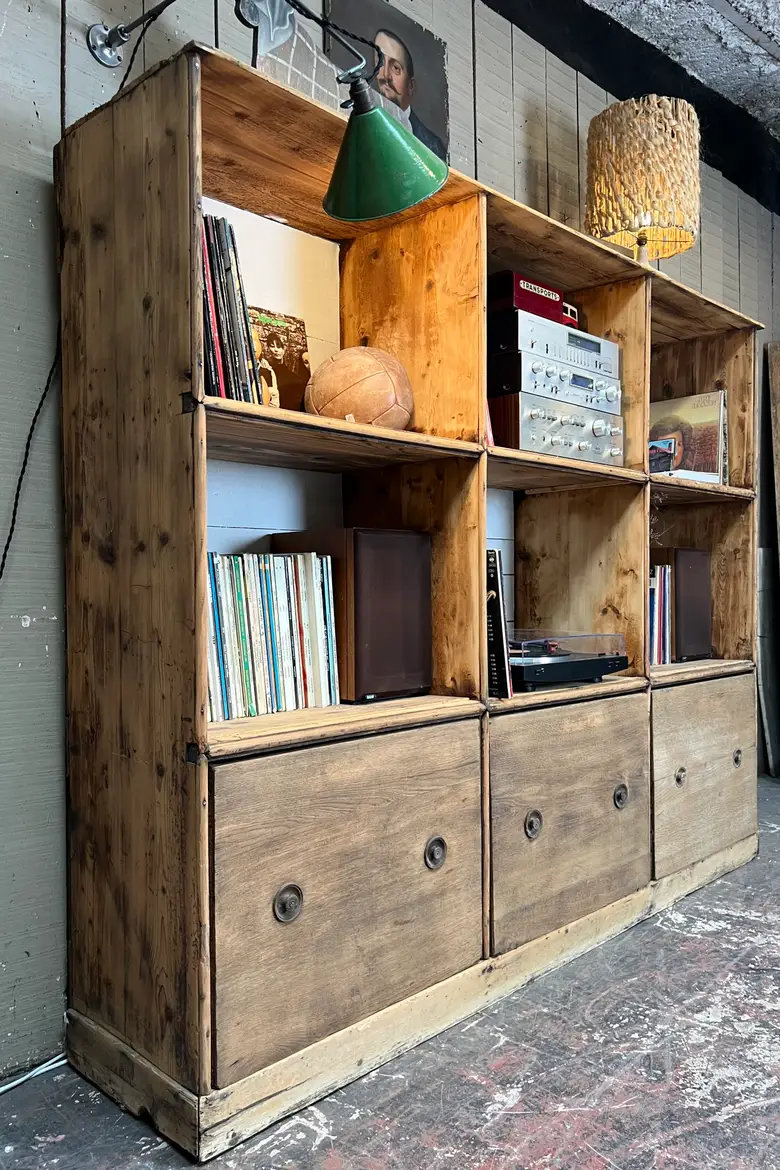 Étagère / bibliothèque en chêne et sapin