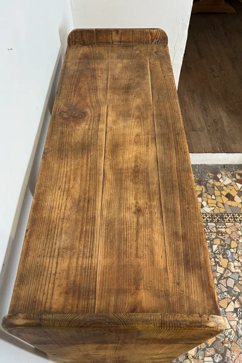 Étagère d’atelier en sapin