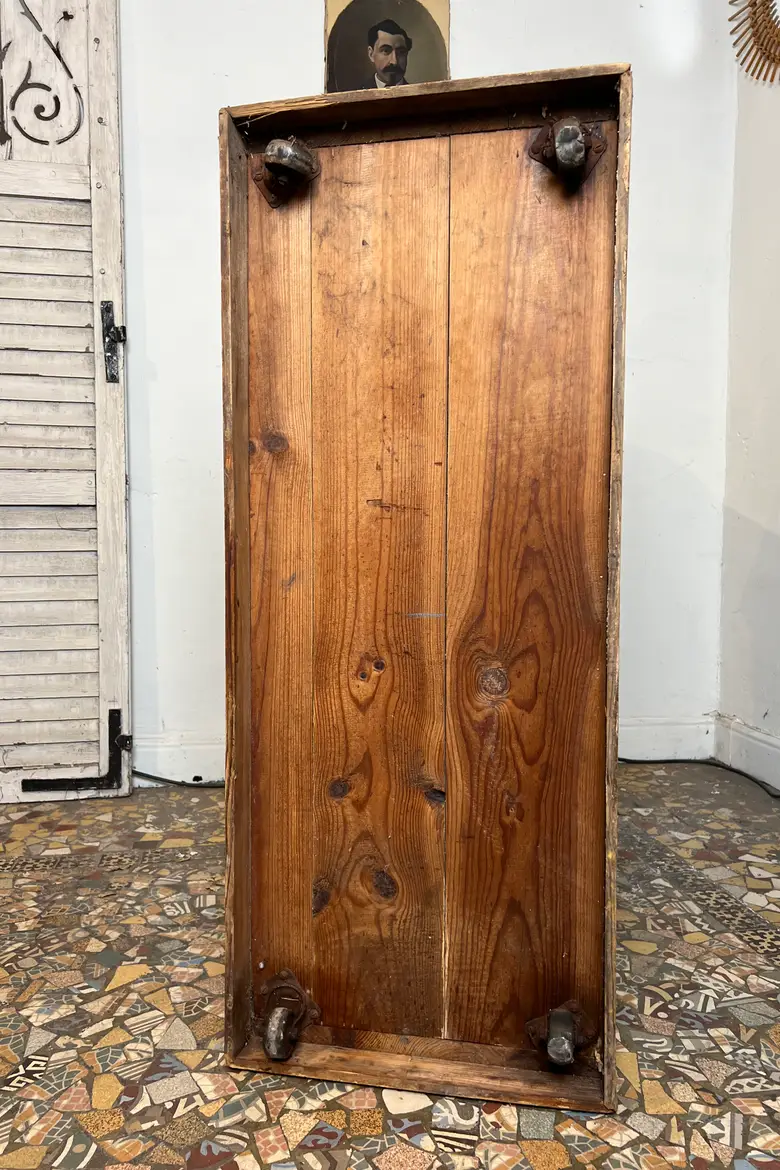 Étagère d’atelier en sapin