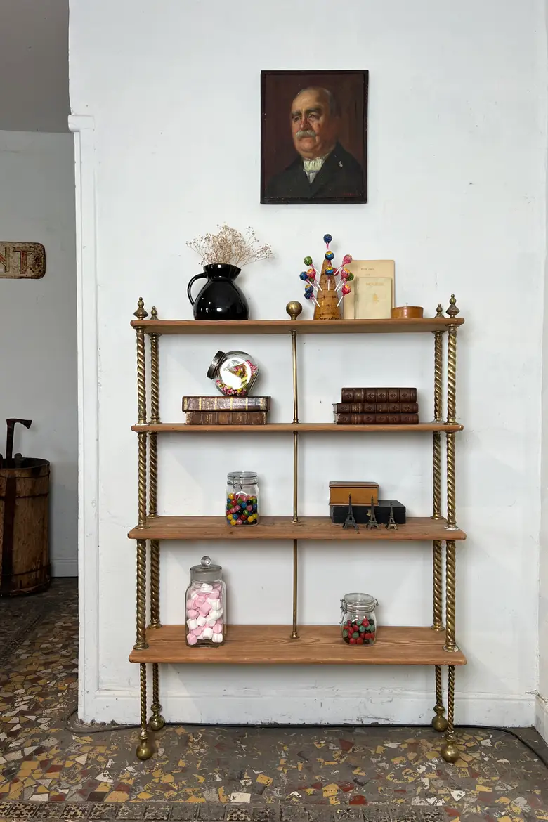 Étagère de confiserie