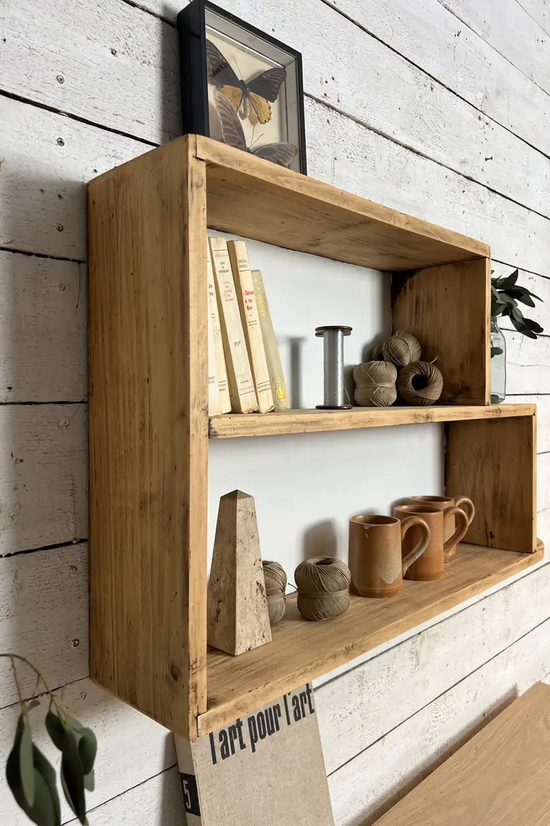 Étagère murale vintage asymétrique