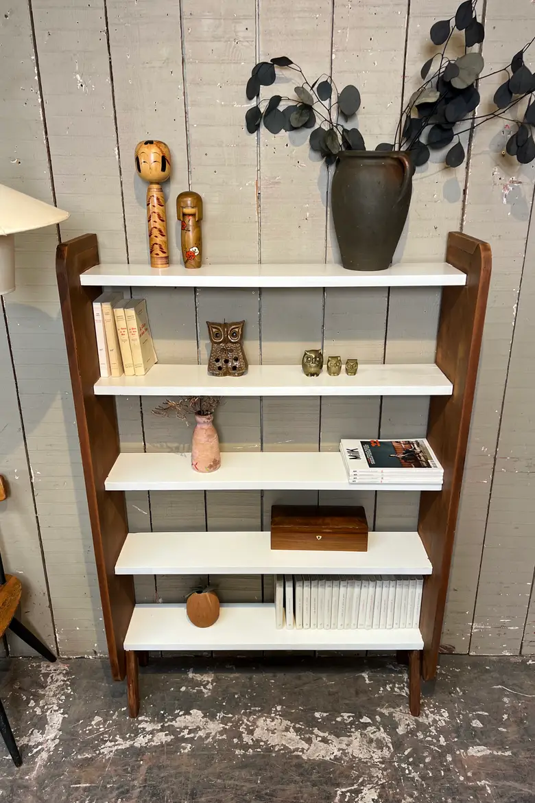 Étagère scandinave vintage en palissandre