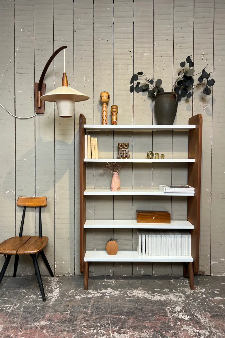 Étagère scandinave vintage en palissandre