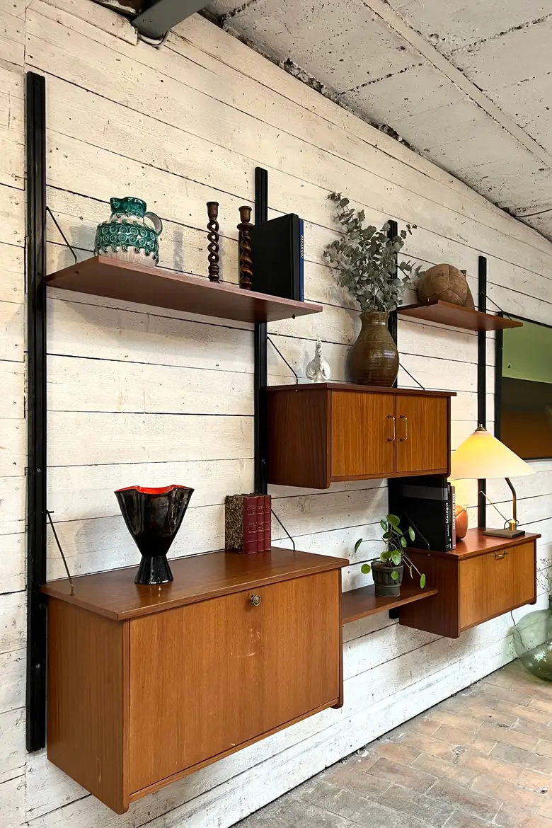 Étagère vintage scandinave Wall unit de style Poul CADOVIUS 1950