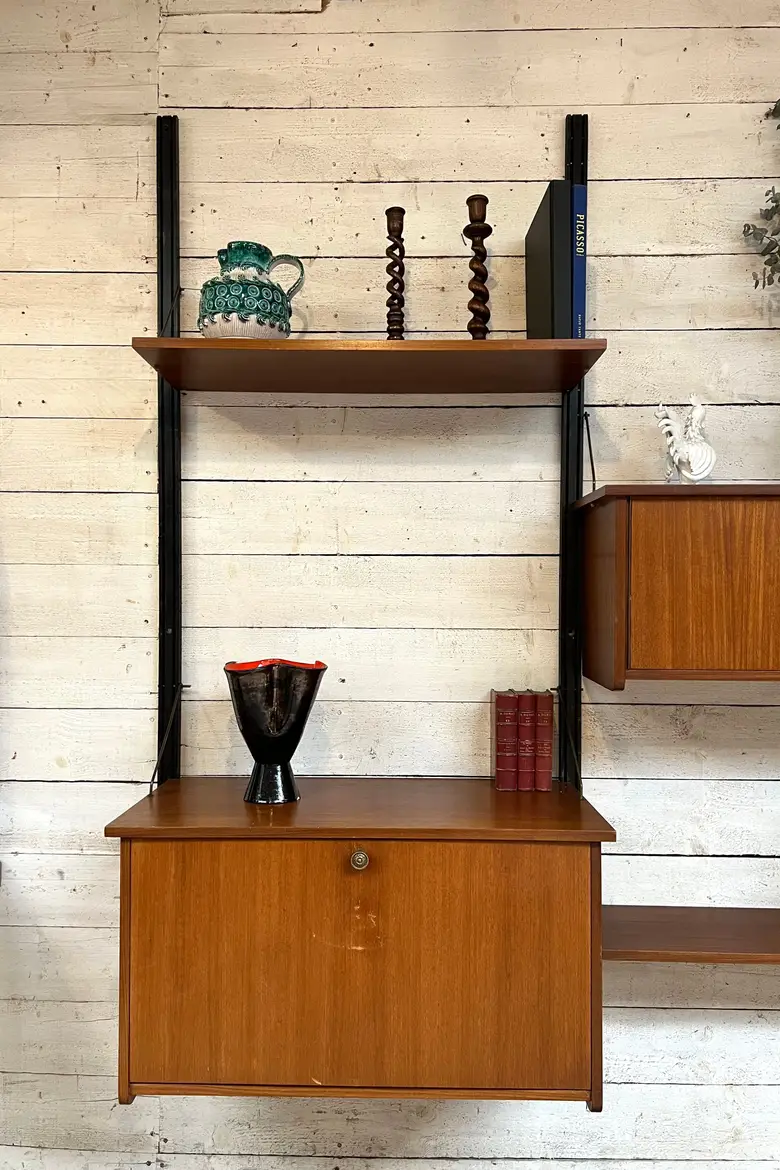 Étagère vintage scandinave Wall unit de style Poul CADOVIUS 1950