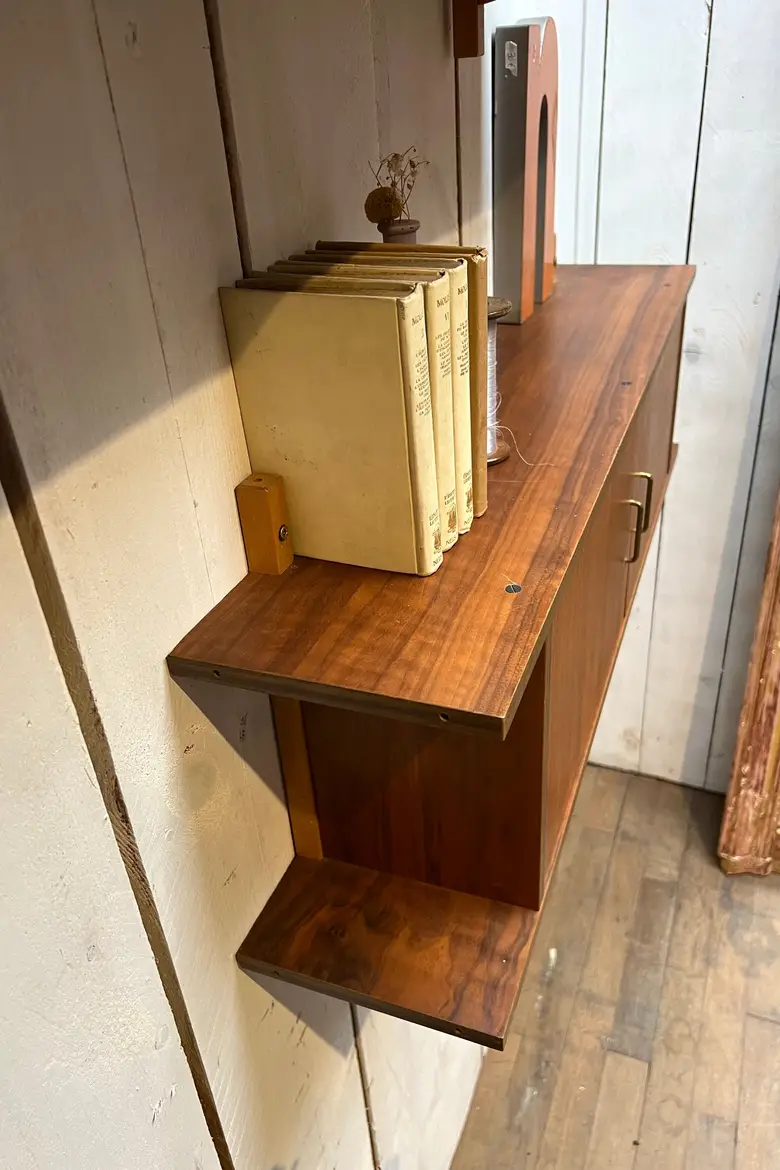 Étagères scandinaves vintage Années 50