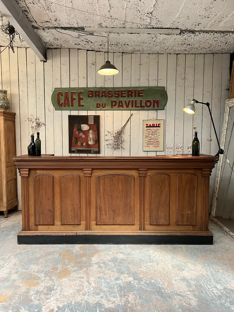 Exceptionnel comptoir de brasserie en acajou