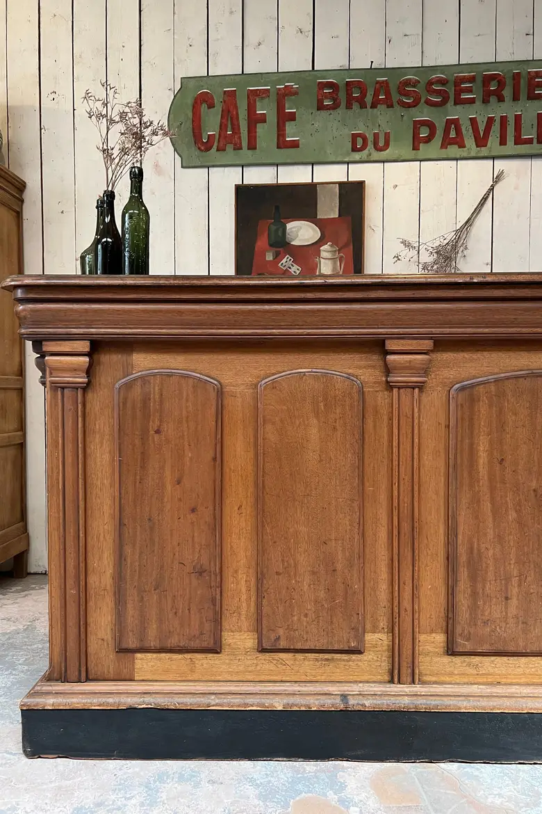 Exceptionnel comptoir de brasserie en acajou