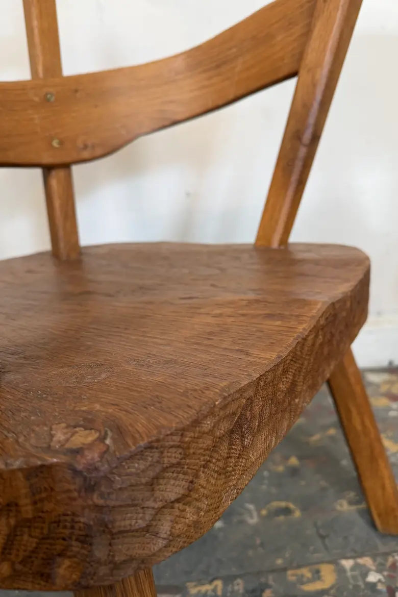 Fauteuil brutaliste en orme et chêne – années 50
