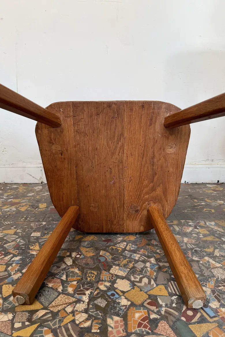 Fauteuil brutaliste en orme et chêne – années 50