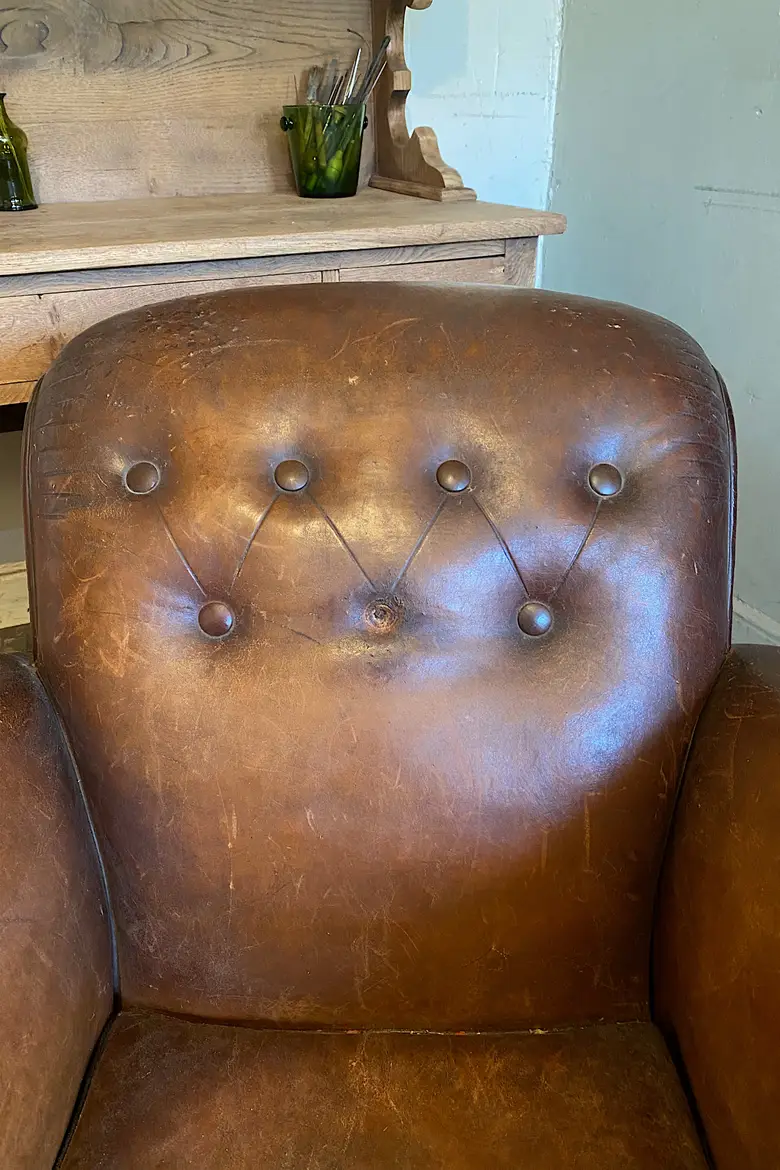 Fauteuil club en cuir Années 50