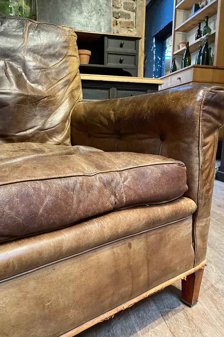 Fauteuil club en cuir Années 50