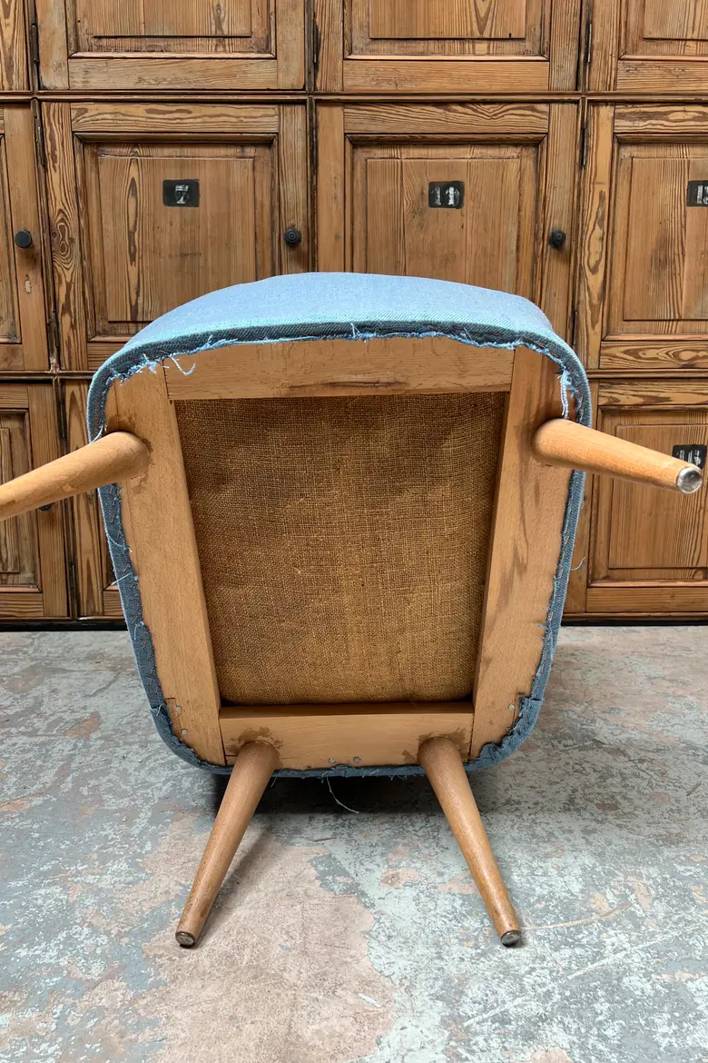 Fauteuil cocktail bleu jean 1950