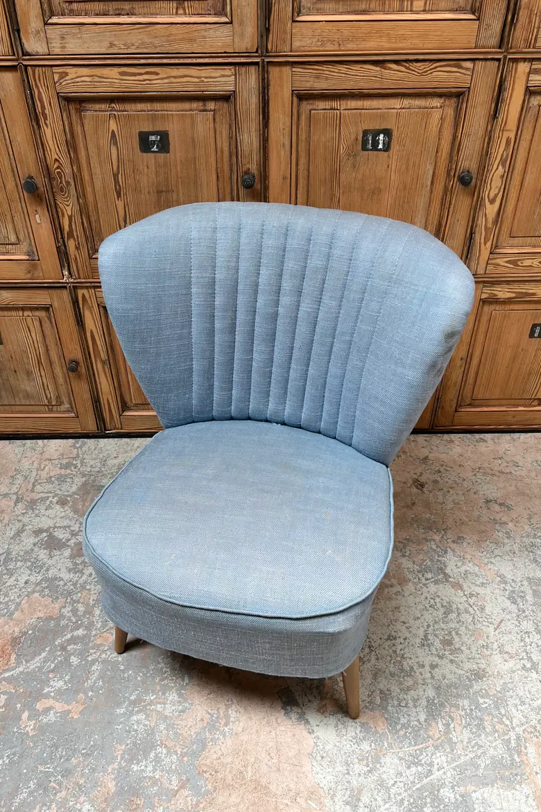Fauteuil cocktail bleu jean 1950