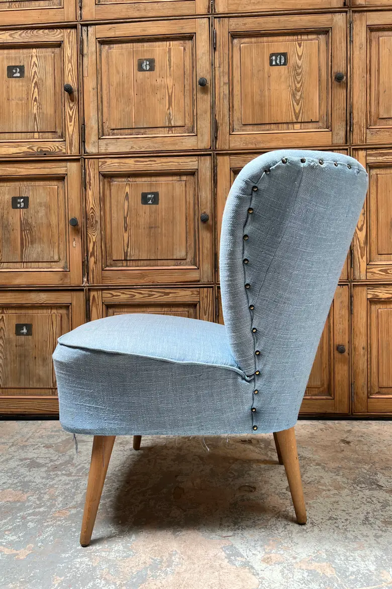 Fauteuil cocktail bleu jean 1950