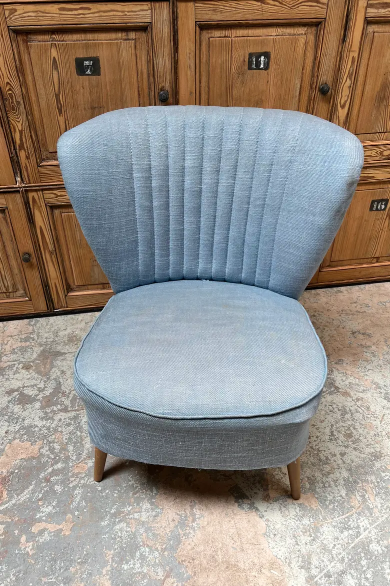 Fauteuil cocktail bleu jean 1950