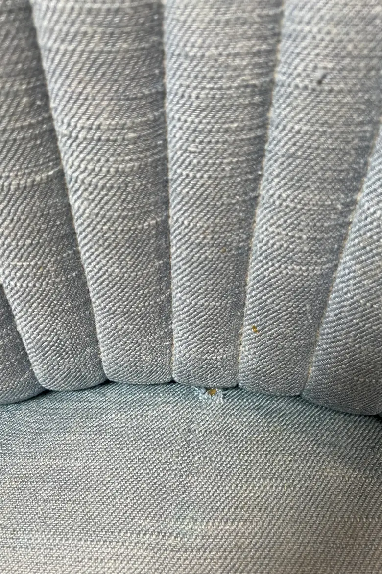 Fauteuil cocktail bleu jean 1950