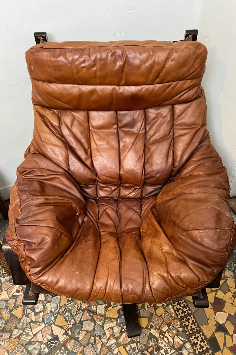 Fauteuil cuir scandinave