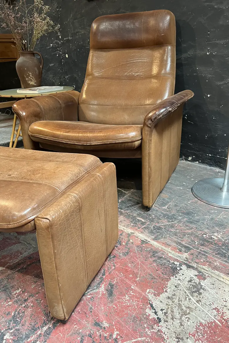 Fauteuil et repose pieds modèle DS50 De Sede 1970