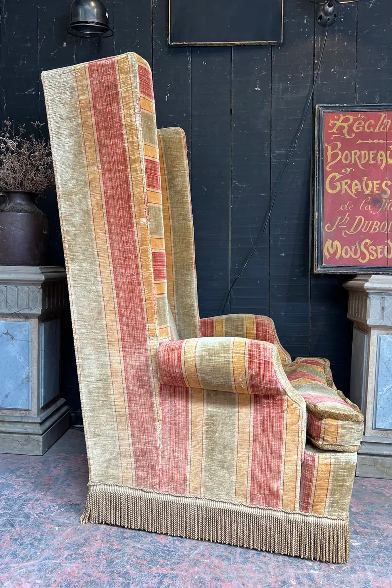 Fauteuil théâtrale à haut dossier