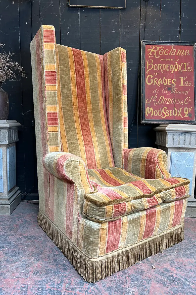 Fauteuil théâtrale à haut dossier