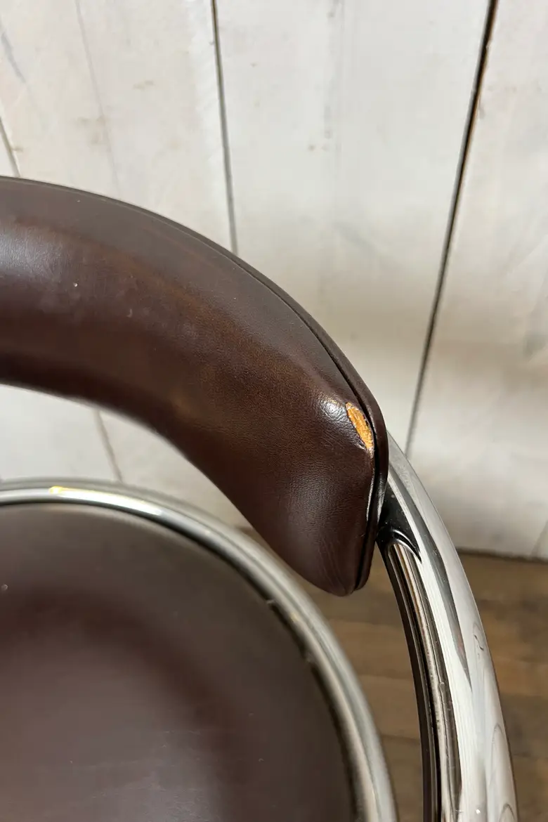 Fauteuil vintage en skaï marron - Années 70