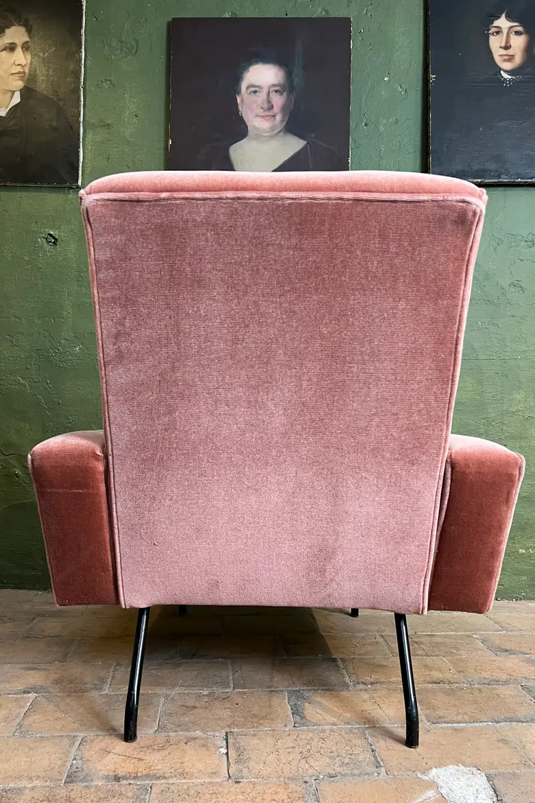 Fauteuil vintage rose 1950