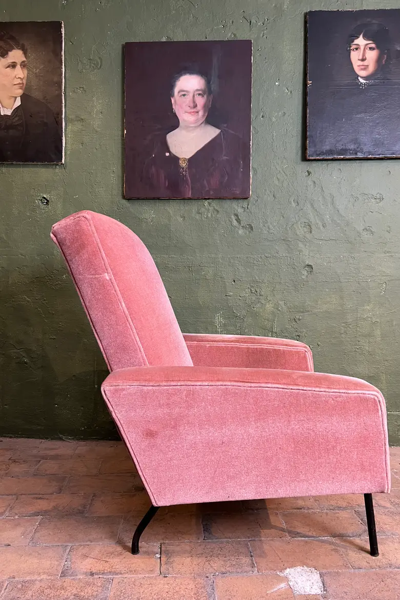 Fauteuil vintage rose 1950