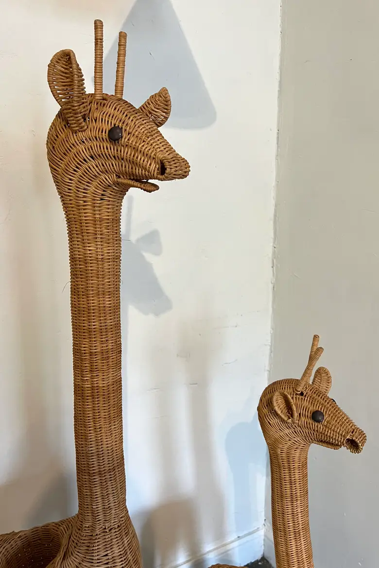 Girafes vintage porte plante en osier Années 70