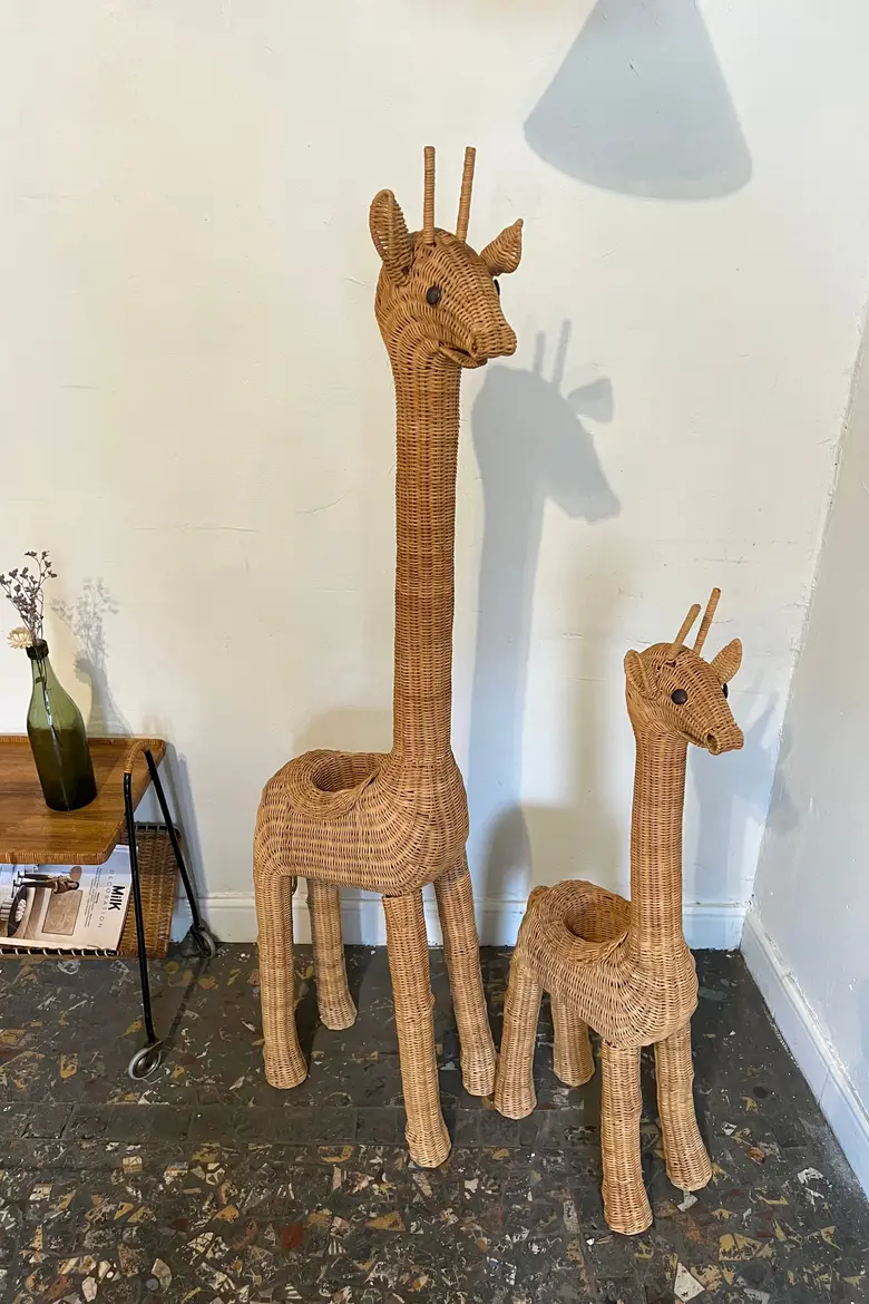Girafes vintage porte plante en osier Années 70