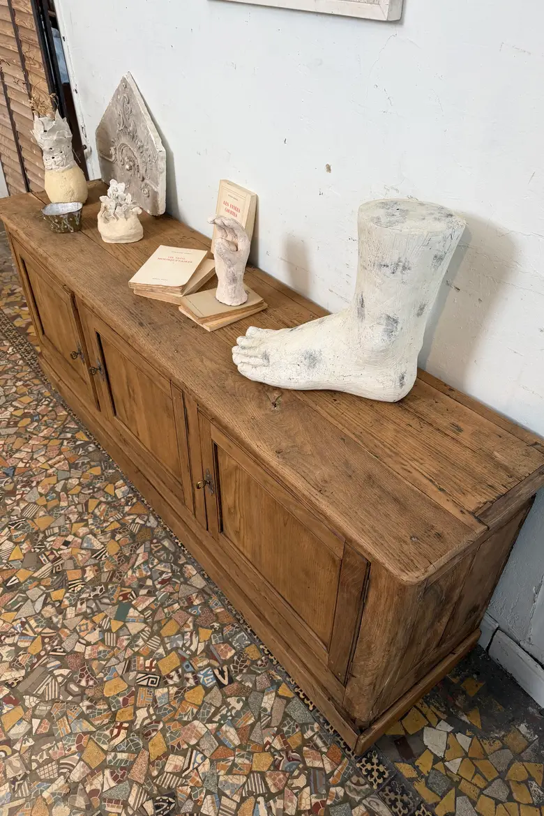 Grand buffet bas en chêne – XIXe siècle