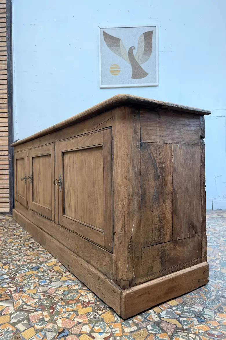 Grand buffet bas en chêne – XIXe siècle