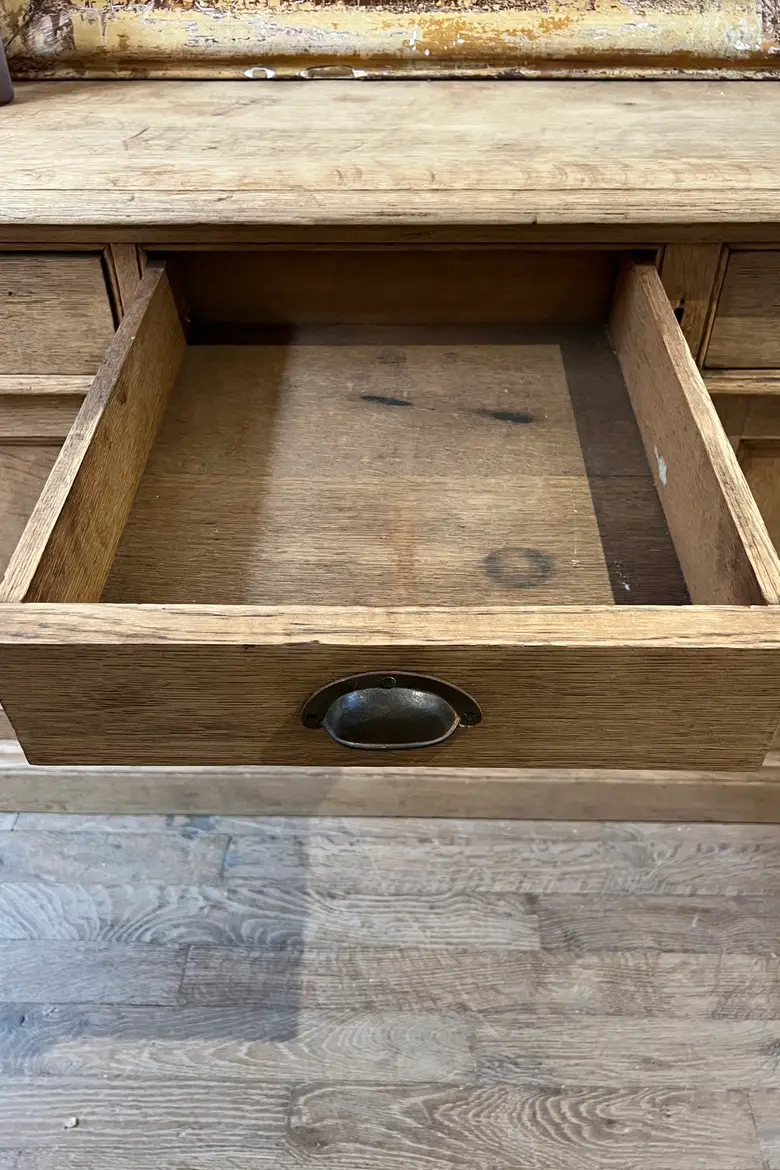 Grand buffet en chêne Début XXème