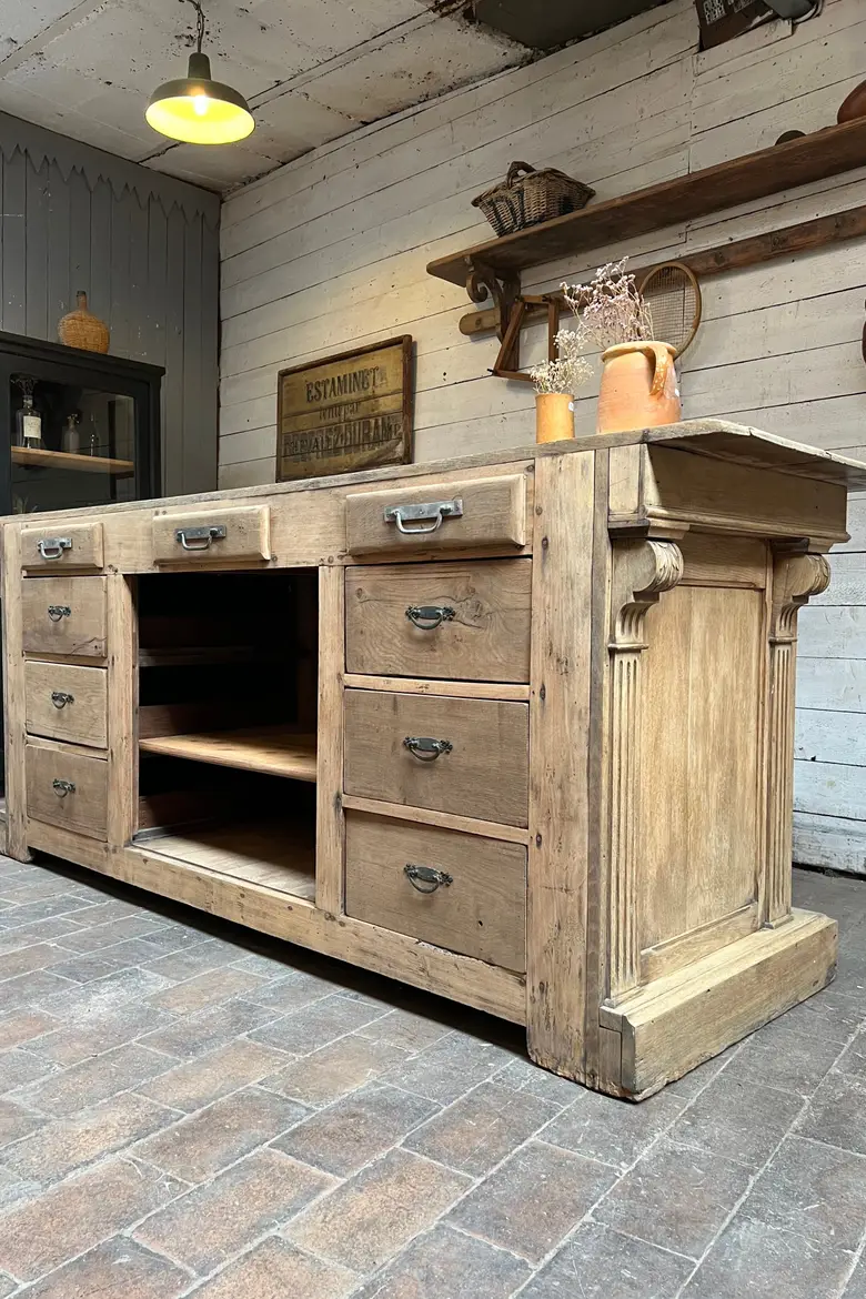 Grand comptoir d’hôtel en bois Début XXème