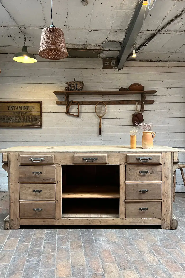 Grand comptoir d’hôtel en bois Début XXème