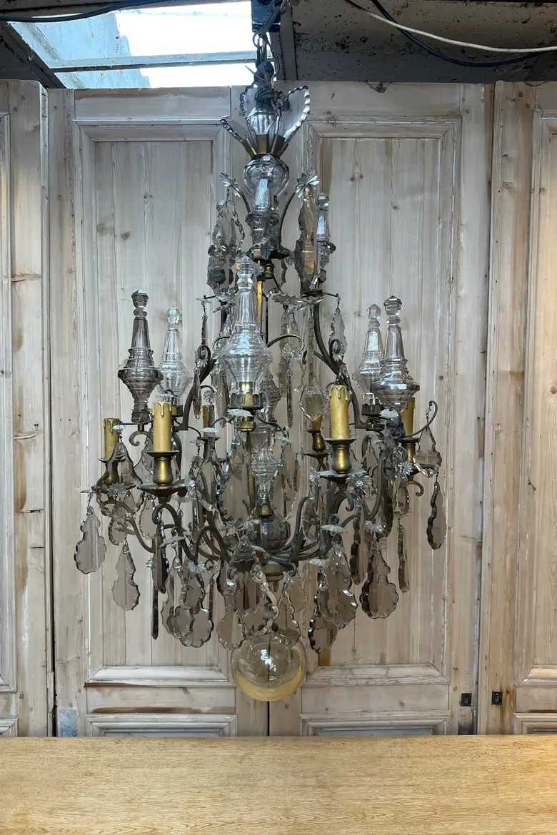 Grand lustre de maison de maître – Début XXe – Style Louis XVI — Grand lustre de maison de maître – Début XXe – Style Louis XVI