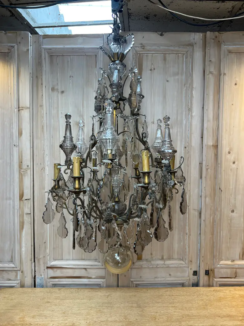 Grand lustre de maison de maître – Début XXe – Style Louis XVI — Grand lustre de maison de maître – Début XXe – Style Louis XVI