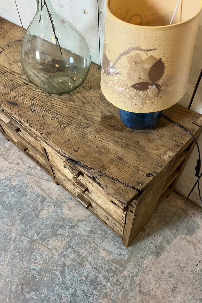 Grand meuble bas d’atelier
