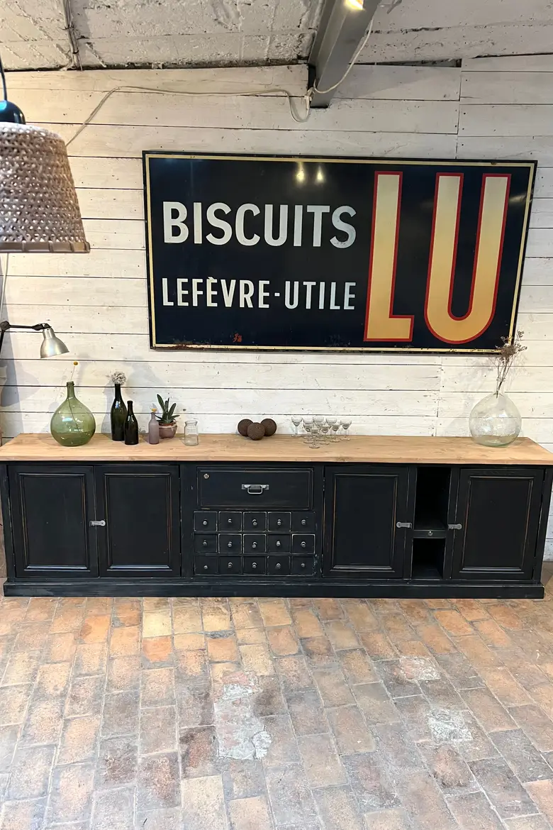 Grand meuble d’atelier