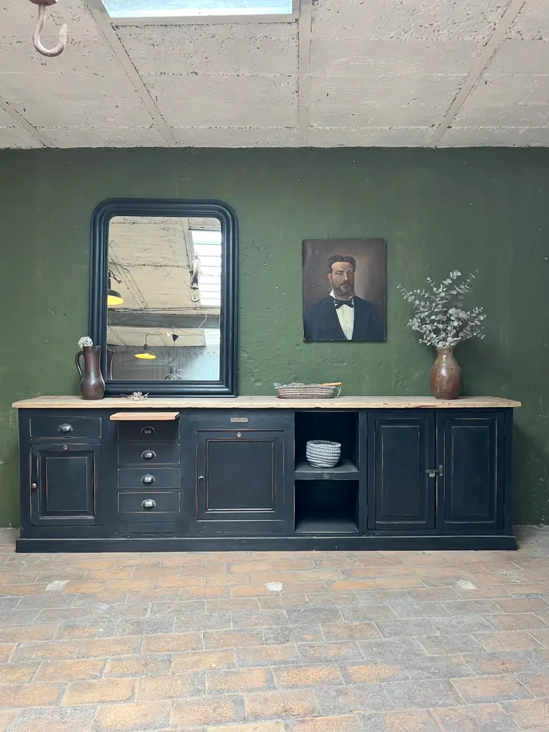 Grand meuble d’atelier