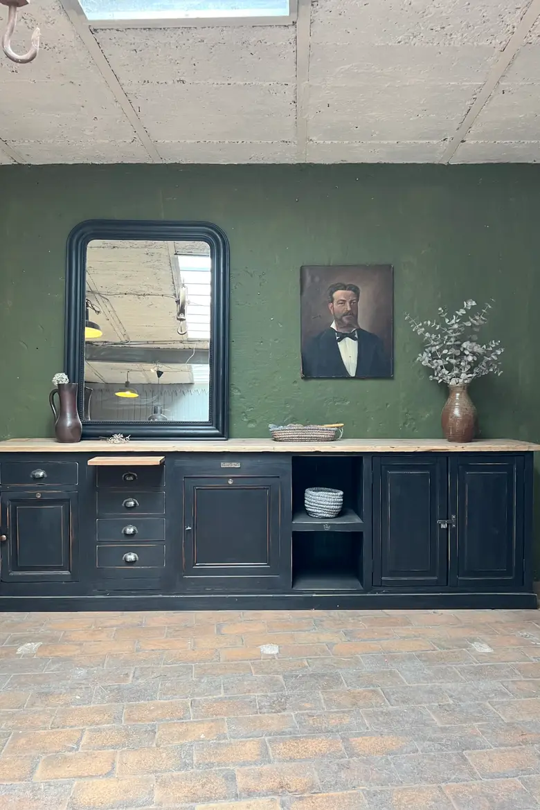 Grand meuble d’atelier